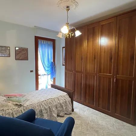 公寓 La Casa Di Luci 罗西亚