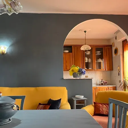 公寓 La Casa Di Luci 罗西亚